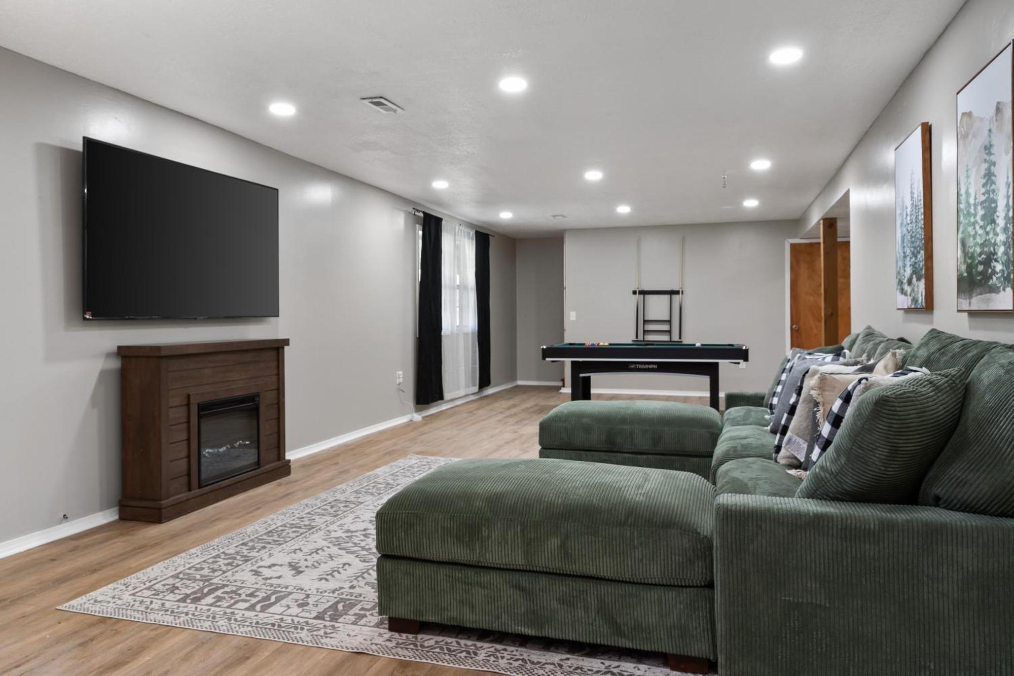 Spacious Cabin Near Hocking Hills And Caves With Hot Tub And Firepit Laurelville 외부 사진